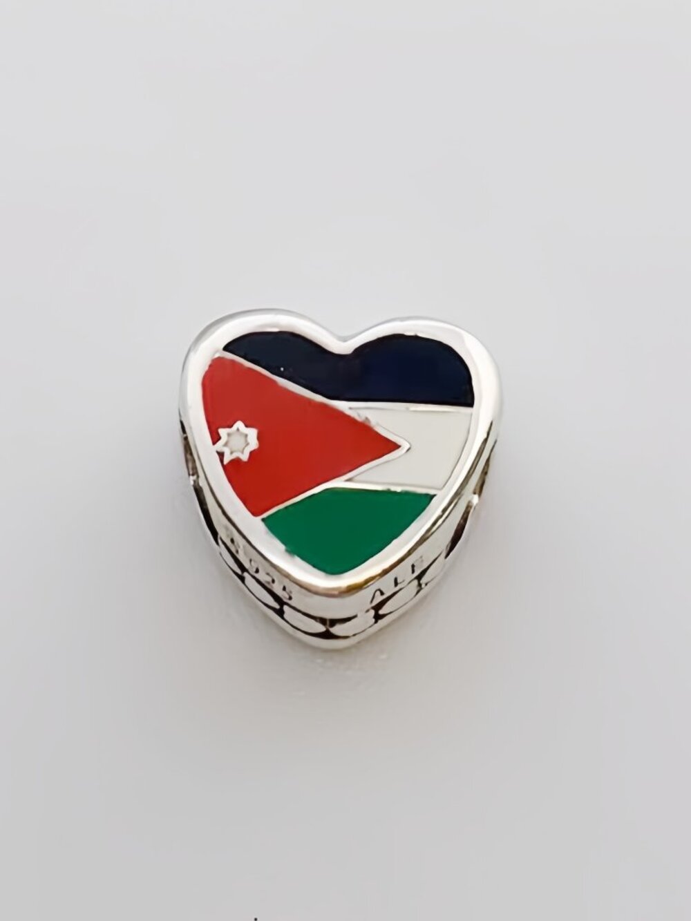 Pandora JORDAN Flag Heart Charm